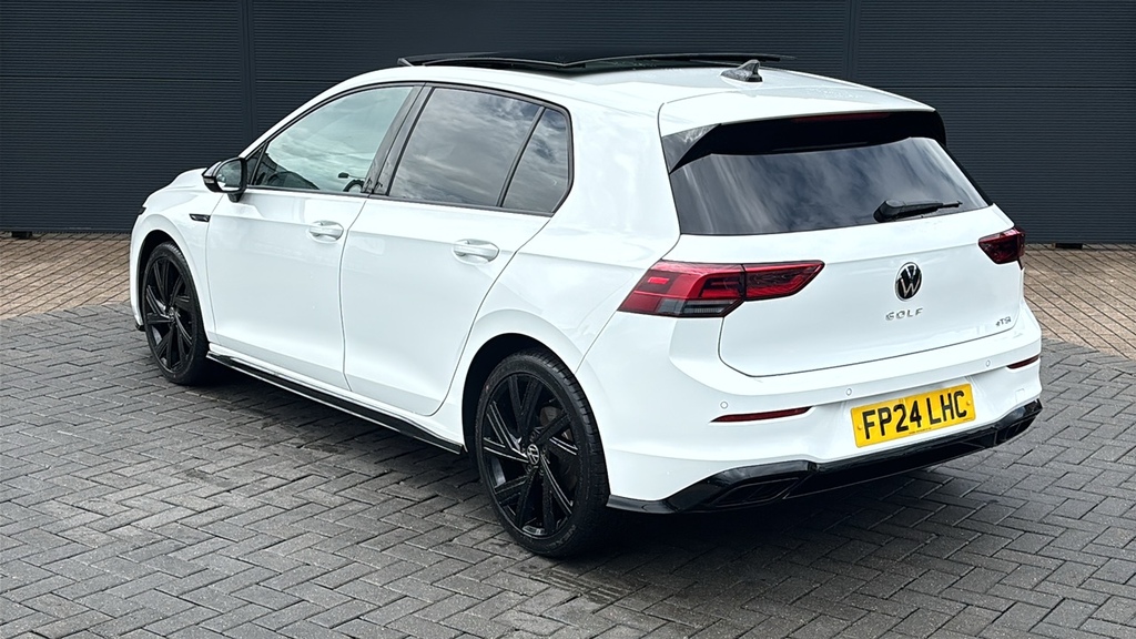 Volkswagen Golf 1.5 Etsi 150 Black Edition Dsg 150 Ps White #3
