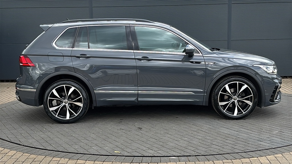 Volkswagen Tiguan 1.5 Tsi 150 R-line Dsg 150 Ps Grey #4