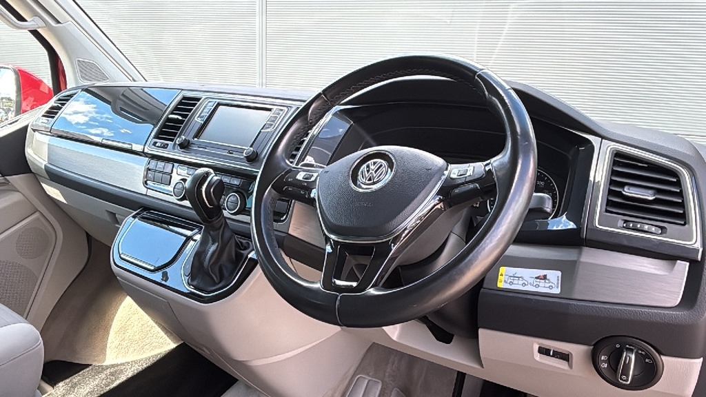 Volkswagen California Diesel Black #7