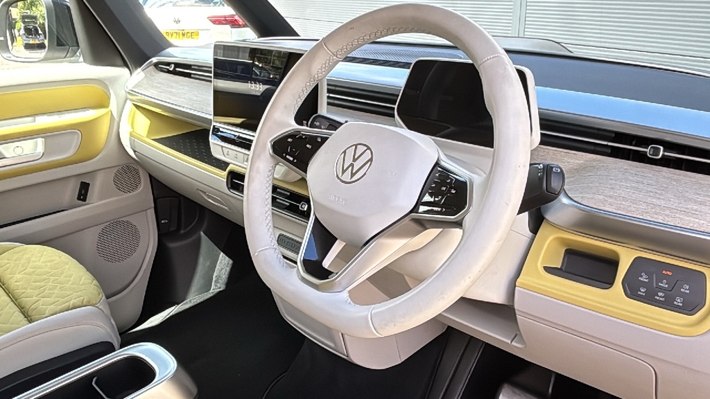 Volkswagen ID.Buzz 150Kw 1St Edition Pro 77Kwh 204 Ps Yellow #6