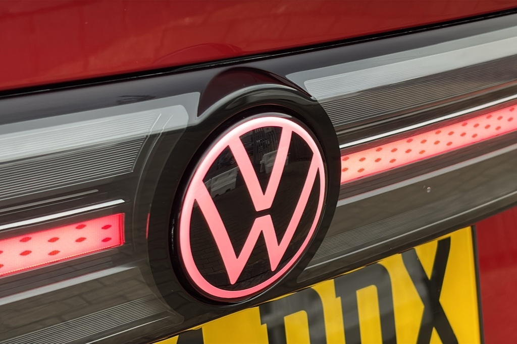 Volkswagen ID.7 Hatchback White #28