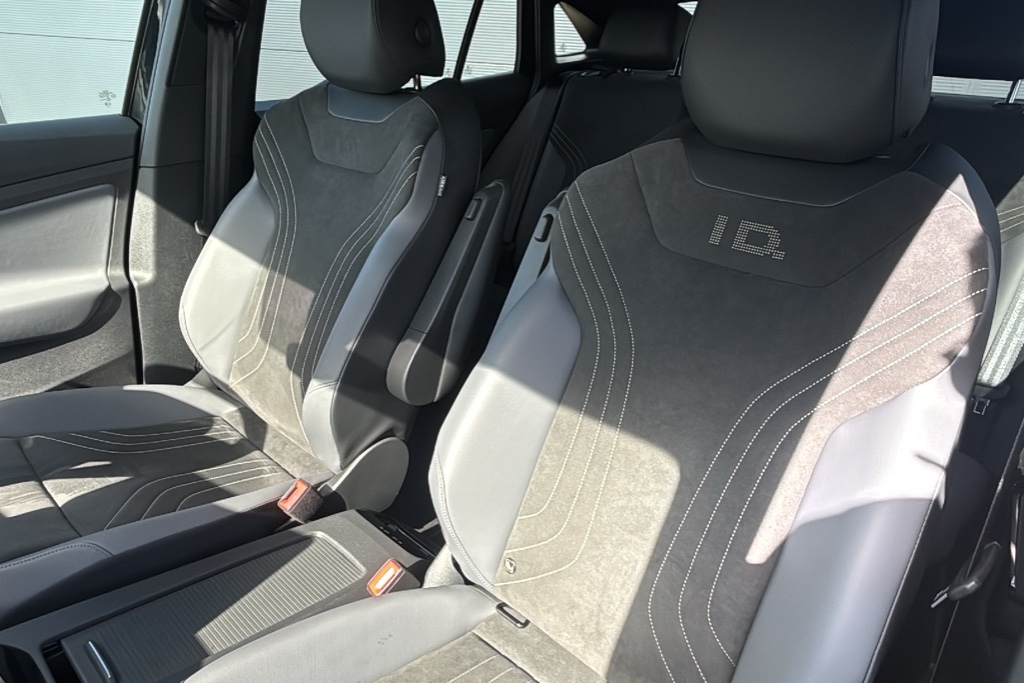 Volkswagen ID.5 Tech White #10