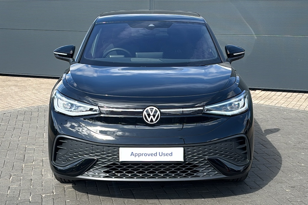 Volkswagen ID.5 Tech White #7