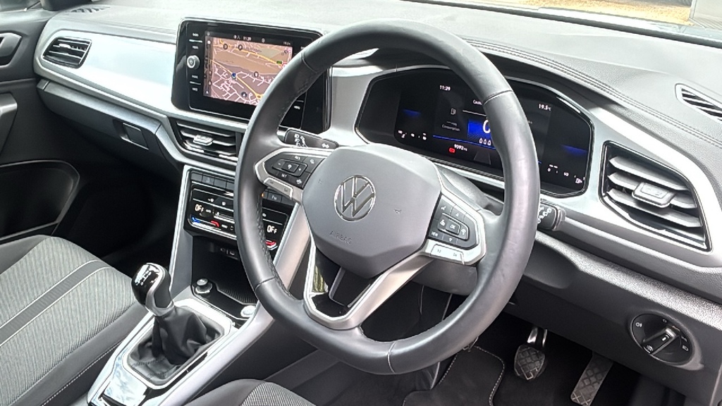 Volkswagen T-Roc 1.5 Tsi Match 150 Ps Silver #6