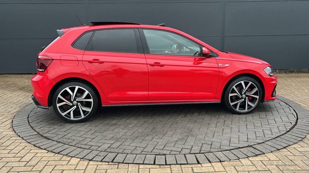 Volkswagen Polo 2.0 Tsi Gti Dsg 200 Ps Red #4
