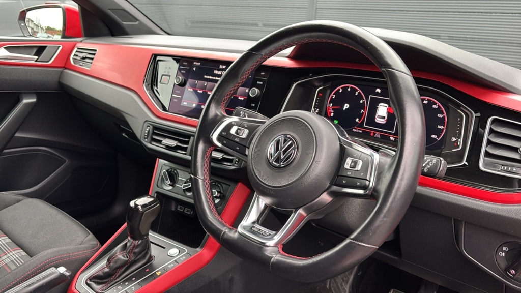 Volkswagen Polo 2.0 Tsi Gti Dsg 200 Ps Red #6