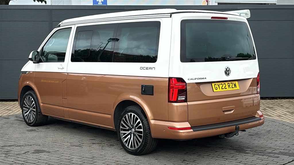 Volkswagen California 2.0 Tdi Ocean 204 Dsg 204 Ps Brown #3