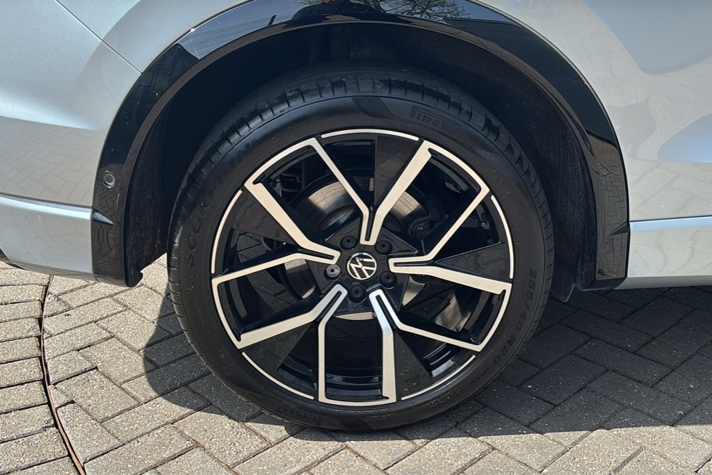 Volkswagen Tiguan 1.5 Etsi 150 R-line Dsg 150 Ps Silver #5
