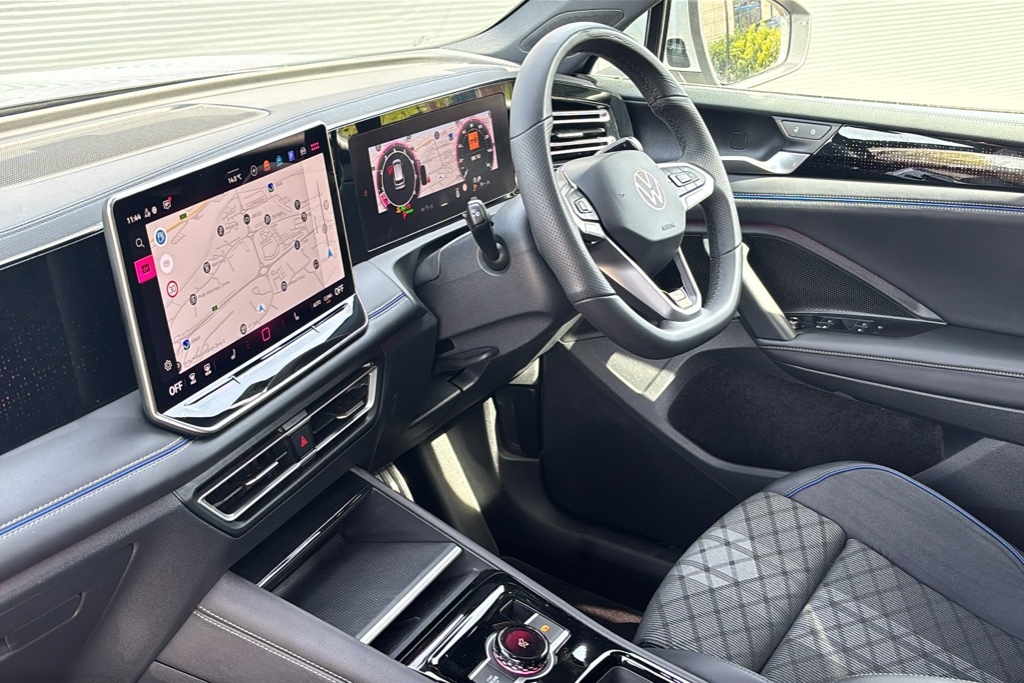 Volkswagen Tiguan 1.5 Etsi 150 R-line Dsg 150 Ps Silver #2