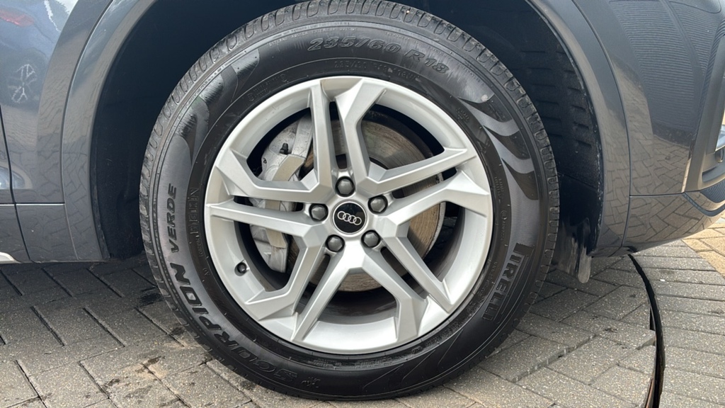Audi Q5 2.0 Tdi 40 Sport Suv S Tronic Quattro E Grey #5