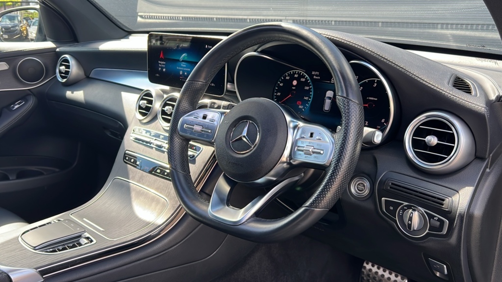 Mercedes-Benz GLC Class Glc 220D 4Matic Amg Line Premium Pls 9G-tronic Black #5