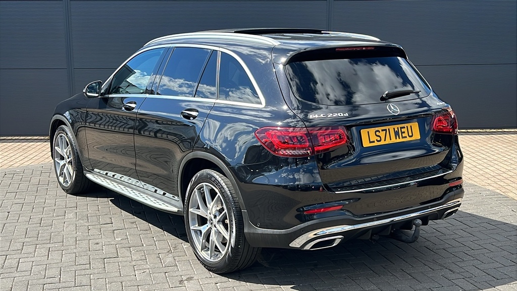 Mercedes-Benz GLC Class Glc 220D 4Matic Amg Line Premium Pls 9G-tronic Black #3