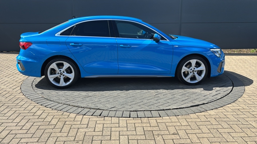 Audi A3 35 Tfsi S Line 150 Ps KS23EJA Blue #4