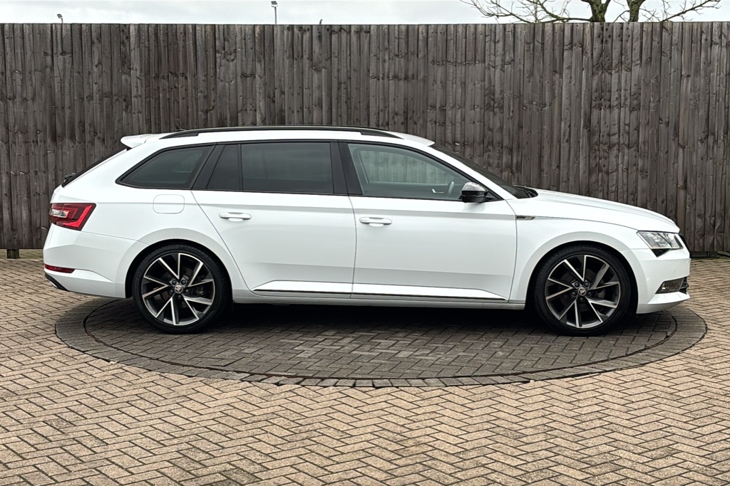 Skoda Superb 1.4 Tsi 150 Sport Line Dsg 150 Ps White #4