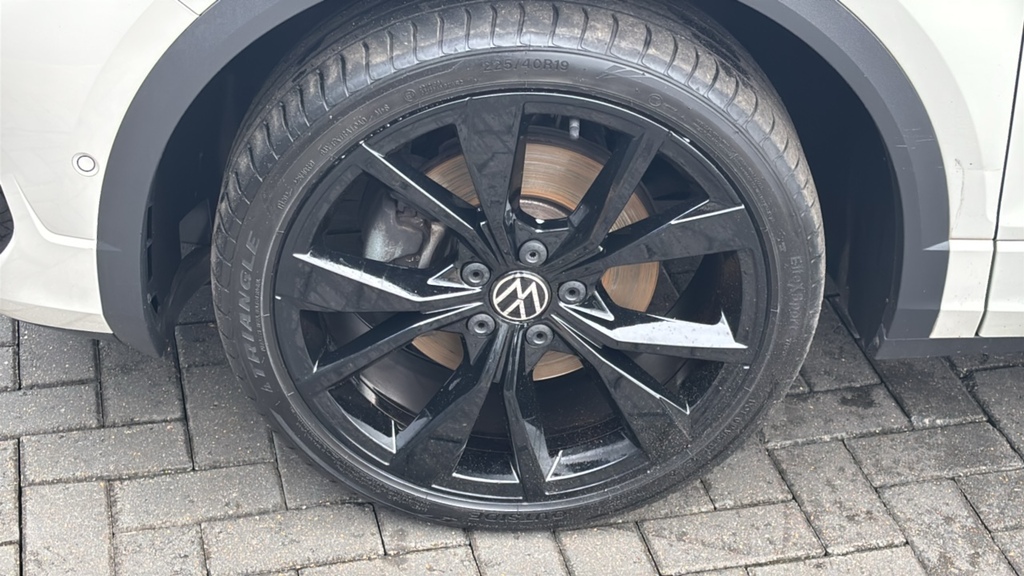 Volkswagen T-Roc 1.5 Tsi Evo R-line 150 Ps Grey #5
