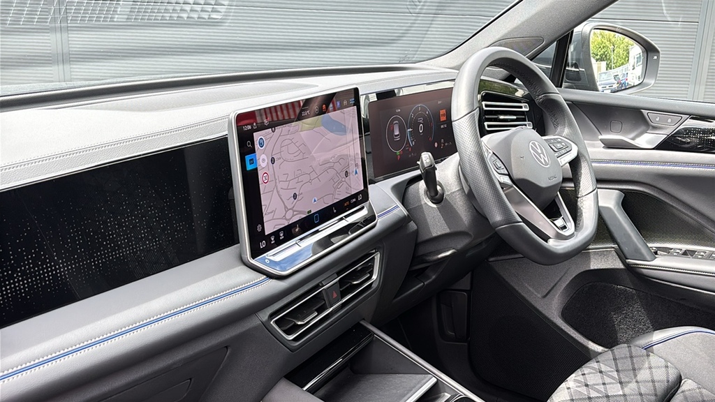 Volkswagen Tiguan 2.0 Tdi R-line Dsg 0 Ps Grey #2