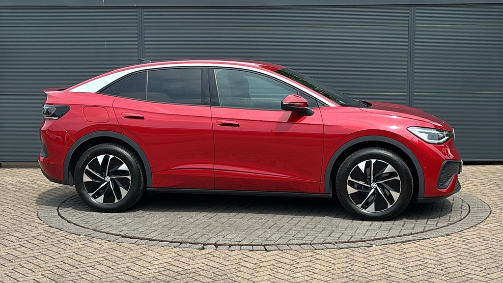 Volkswagen ID.5 210Kw Match Pro 77Kwh 286 Ps Red #4