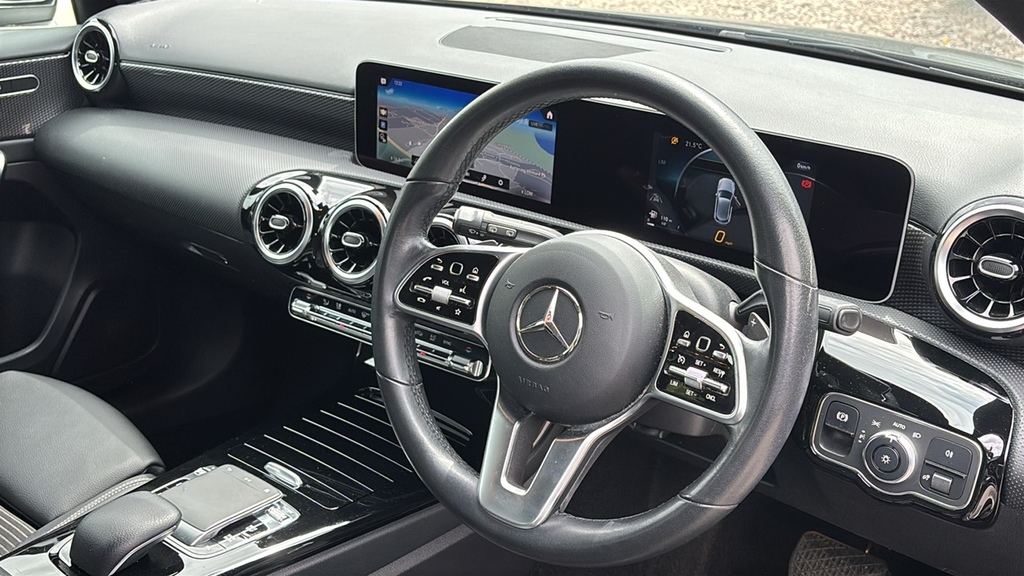 Mercedes-Benz A Class A180d Sport Executive 116 Ps Black #6