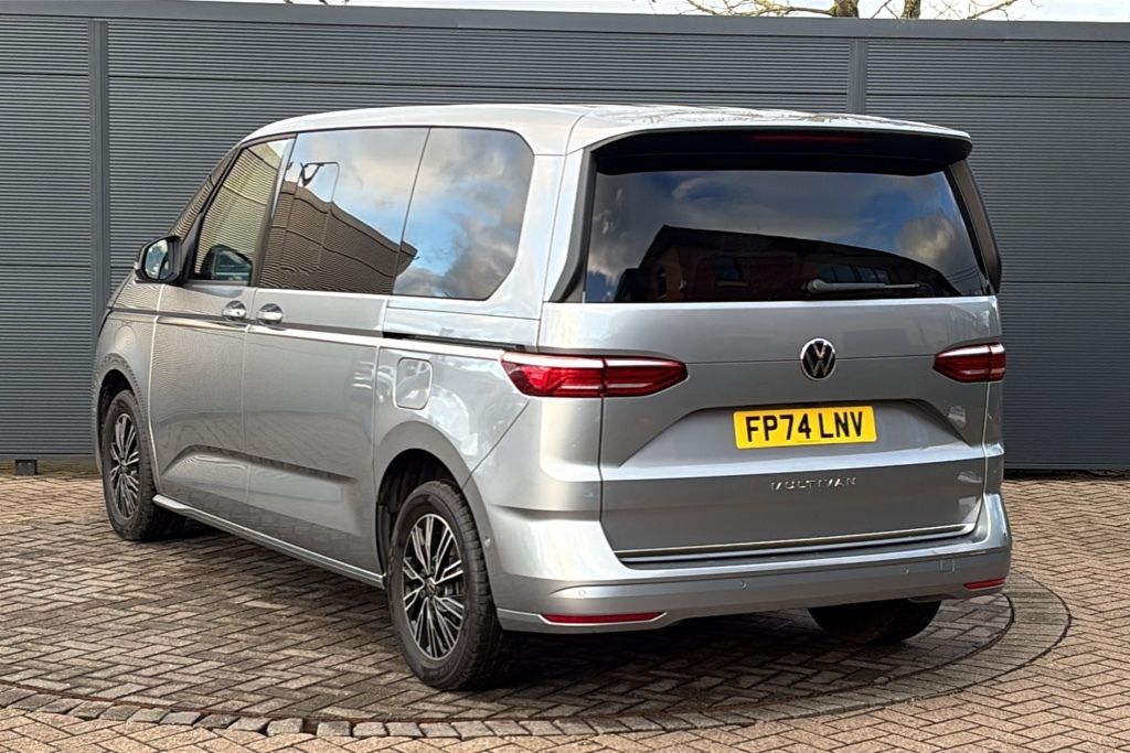 Volkswagen Multivan 2.0 Tsi Style Dsg 6 Seat 204 Ps Silver #3