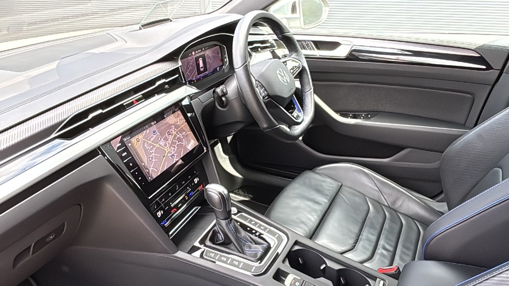 Volkswagen Arteon 2.0 Tsi R 4Motion Dsg 0 Ps White #2