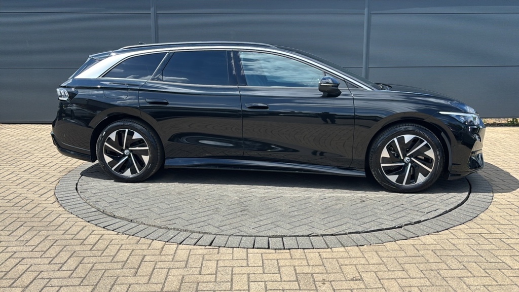Volkswagen ID.7 210Kw Match Pro S Plus 86Kwh 286 Ps Black #4