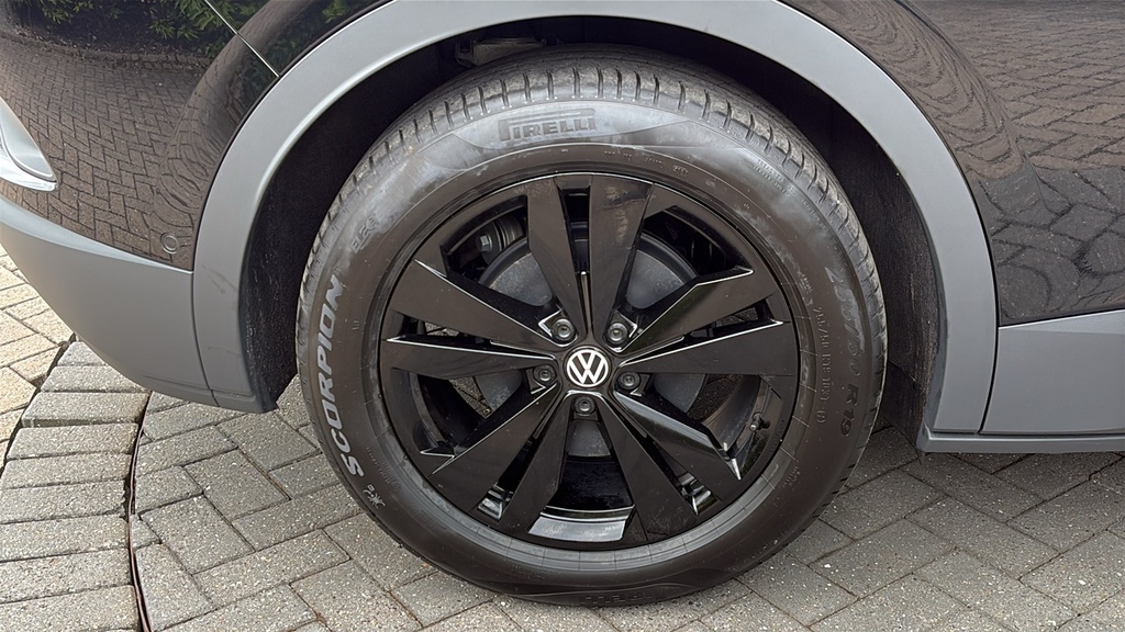 Volkswagen ID.4 210Kw Black Edition Pro 77Kwh 286 Ps Black #5