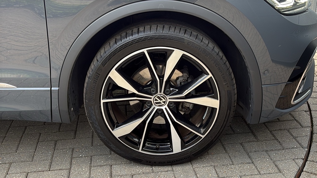 Volkswagen Tiguan 1.5 Tsi 150 R-line Dsg 150 Ps Grey #5