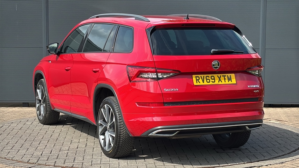 Skoda Kodiaq 2.0 Tdi 190 Sport Line 4X4 Dsg 7 Seat 190 P Red #3