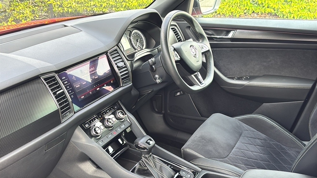 Skoda Kodiaq 2.0 Tdi 190 Sport Line 4X4 Dsg 7 Seat 190 P Red #2