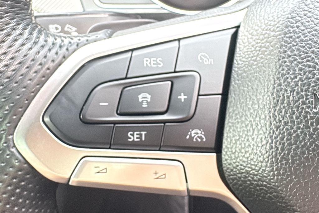 Volkswagen Passat Sel 2.0Tdi S Grey #16