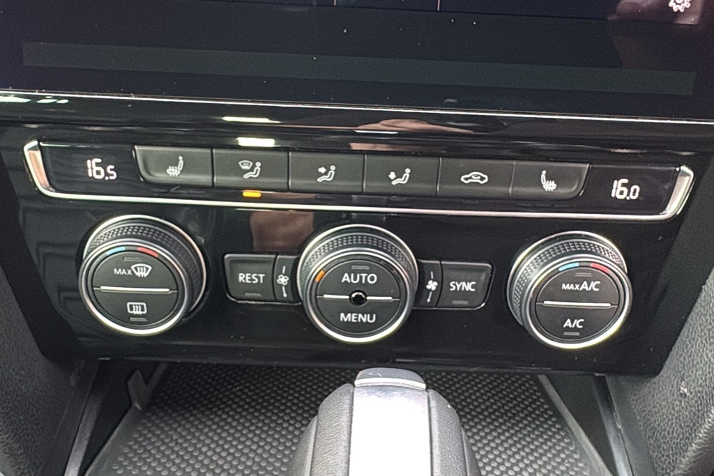 Volkswagen Passat Sel 2.0Tdi S Grey #20