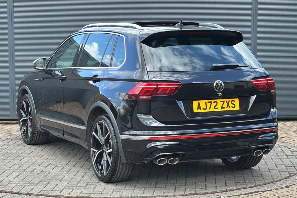 Volkswagen Tiguan 2.0 Tsi 320 4Motion R Dsg 320 Ps AJ72ZXS Black #3