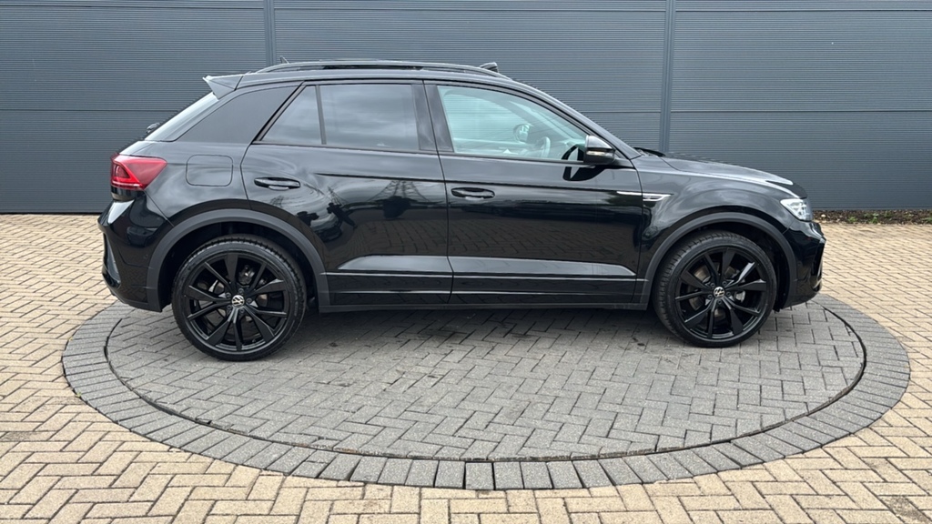 Volkswagen T-Roc 1.5 Tsi Black Edition Plus Dsg 150 Ps Black #4