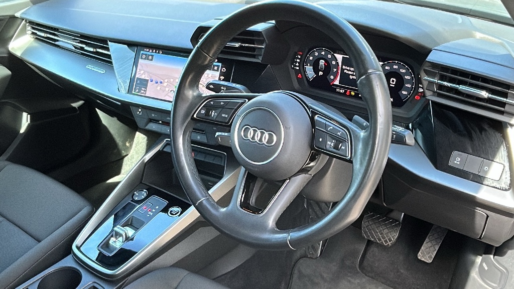 Audi A3 35 Tfsi Technik S Tronic 150 Ps Black #6