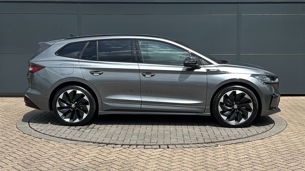 Skoda ENYAQ 195Kw 80X Sportline 82Kwh 4X4 265 Ps Grey #4