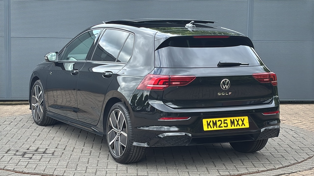 Volkswagen Golf 2.0 Tdi 150 R-line Dsg 0 Ps Black #3