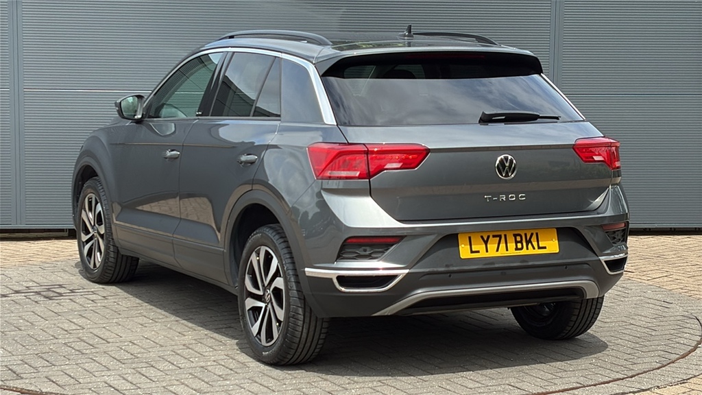 Volkswagen T-Roc 1.5 Tsi Evo Active Dsg 150 Ps Grey #3
