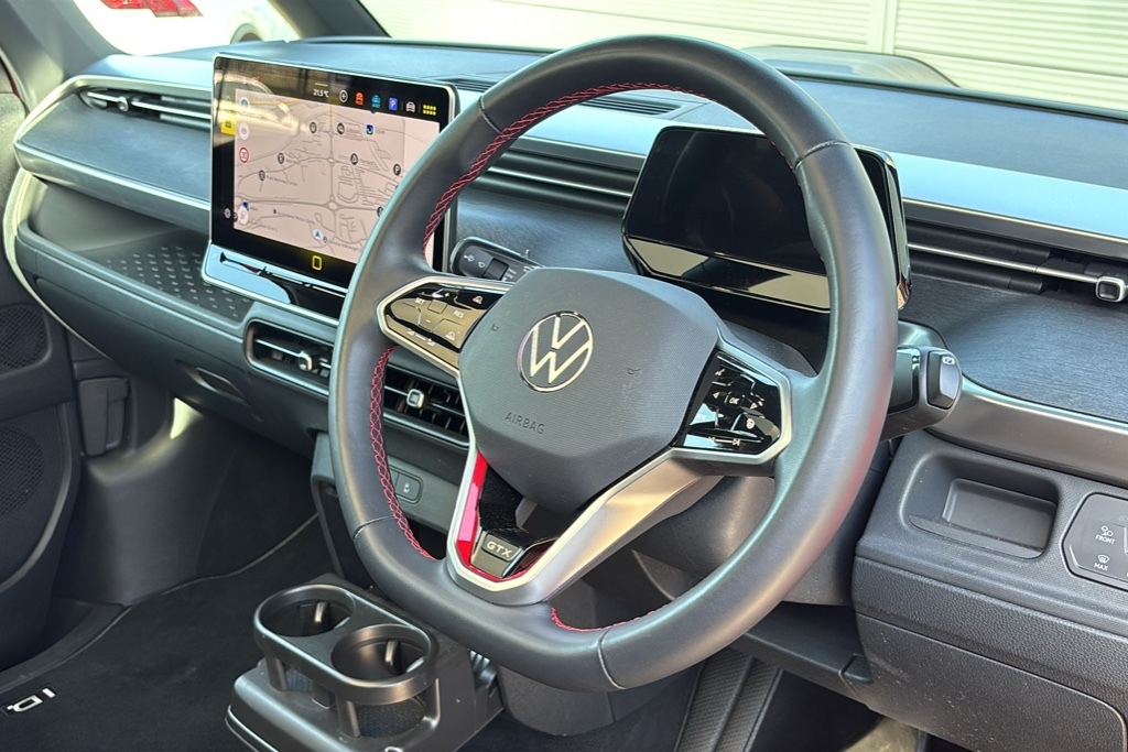 Volkswagen ID.Buzz 250Kw Gtx Pro 86Kwh 4Motion Lwb 6 Seat Red #6