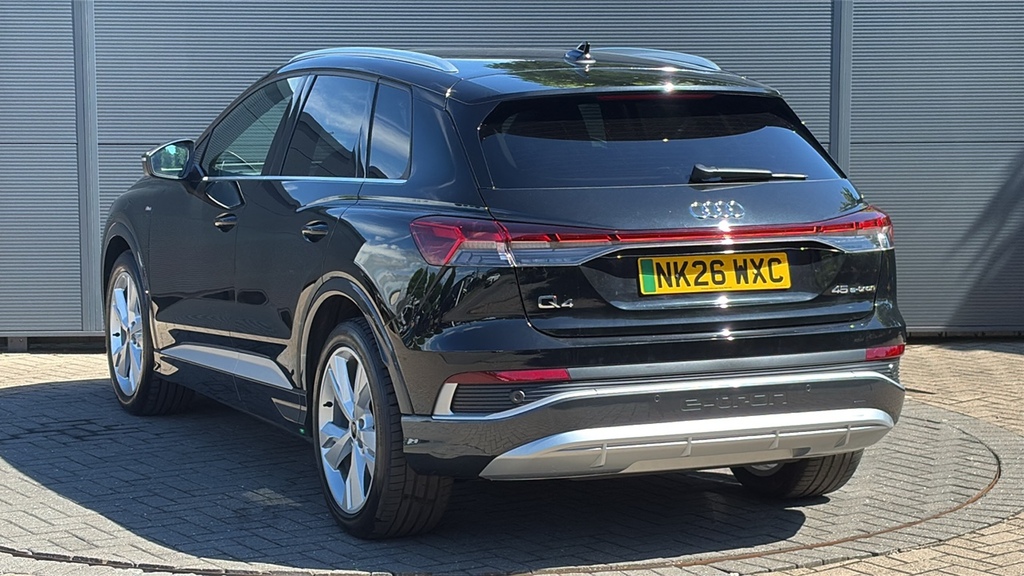 Audi Q4 E Tron 210Kw 45 82Kwh S Line Leathertech Pack Black #3