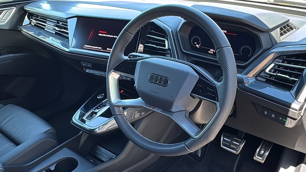 Audi Q4 E Tron 210Kw 45 82Kwh S Line Leathertech Pack Black #6