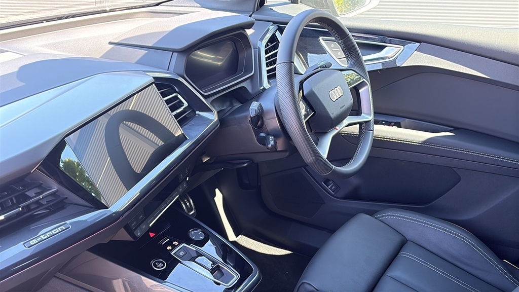 Audi Q4 E Tron 210Kw 45 82Kwh S Line Leathertech Pack Black #2