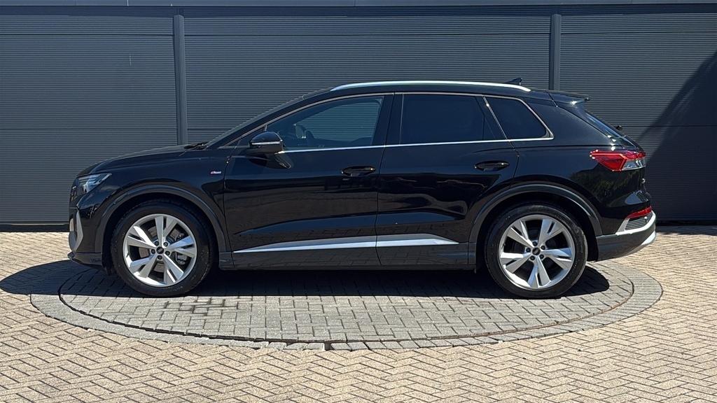 Audi Q4 E Tron 210Kw 45 82Kwh Sport Leather 2026 Grey #13