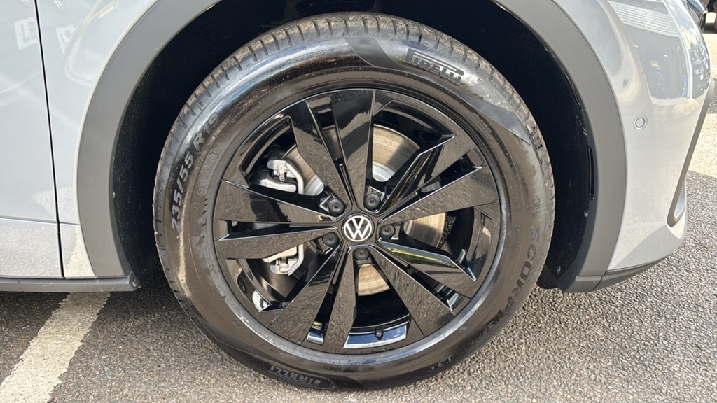 Volkswagen ID.5 210Kw Black Edition Pro 77Kwh 286 Ps Black #5
