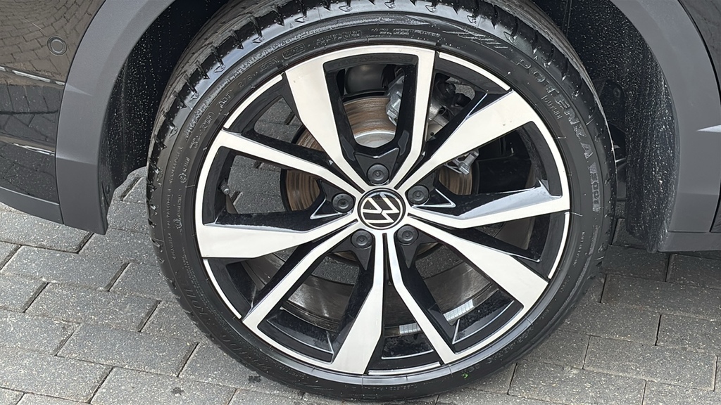 Volkswagen T-Roc 1.5 Tsi Black Edition Plus Dsg 150 Ps Black #5