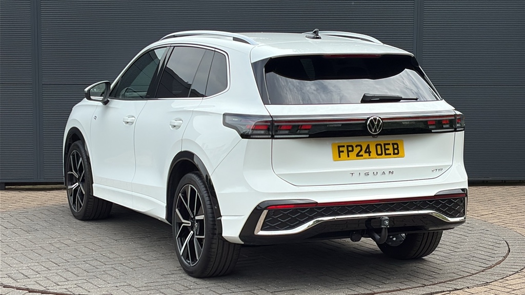 Volkswagen Tiguan 1.5 Etsi 150 R-line Dsg 150 Ps White #3