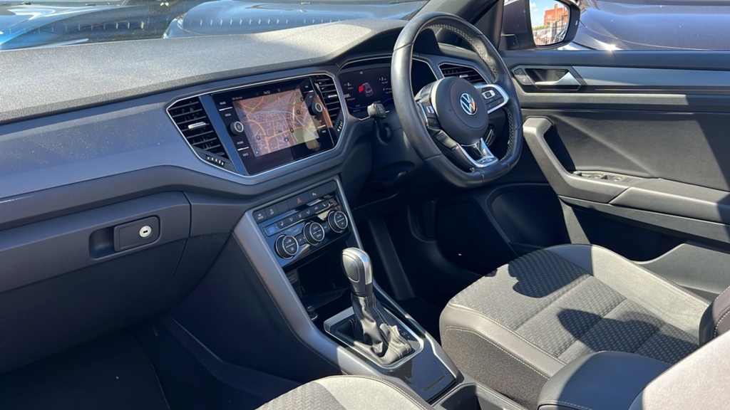Volkswagen T-Roc 1.5 Tsi R-line Dsg 0 Ps Grey #2