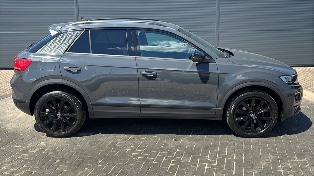Volkswagen T-Roc 1.5 Tsi Evo Black Edition 150 Ps Grey #4