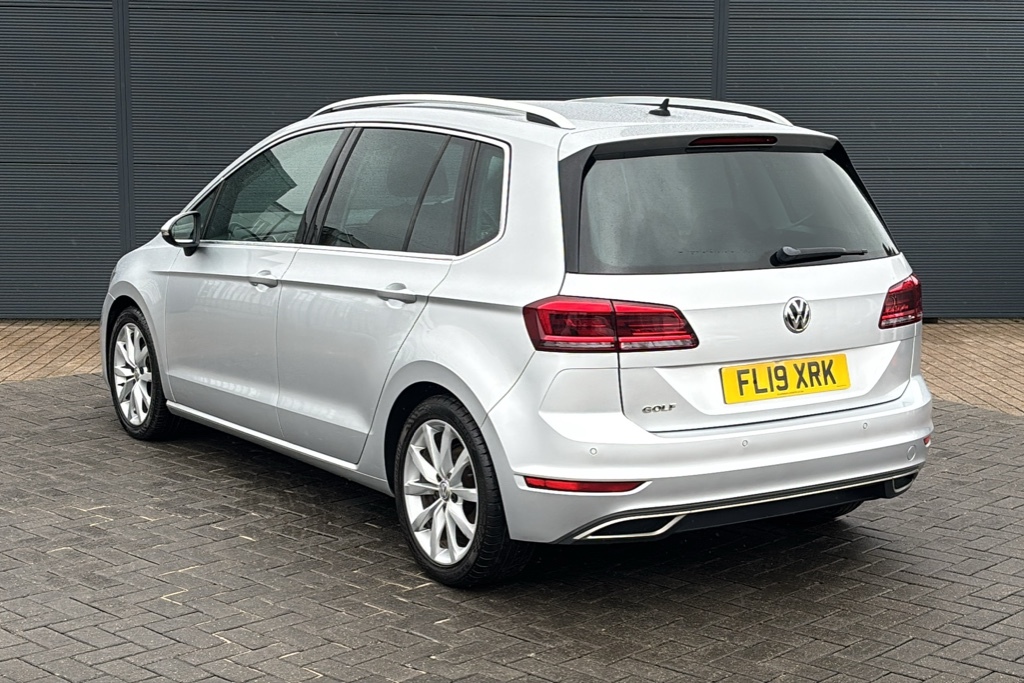 Volkswagen Golf 1.5 Tsi Evo 150 Gt Dsg 150 Ps FL19XRK Silver #3