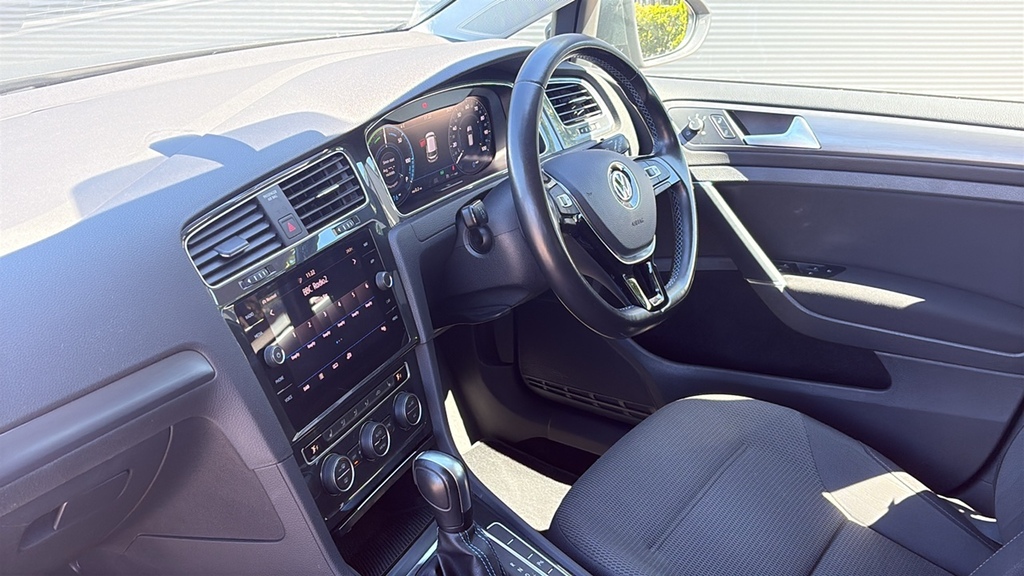 Volkswagen e-Golf 99Kw E-golf 35Kwh 135 Ps Grey #2