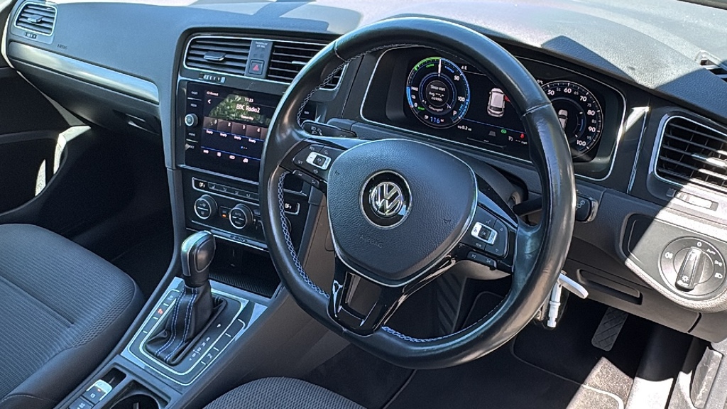 Volkswagen e-Golf 99Kw E-golf 35Kwh 135 Ps Grey #6